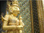 黄金の仏像